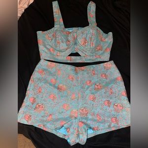 Forever 21 vintage pinup look crop top & shorts